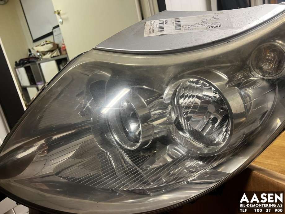 Frontlykt venstre halogen til Peugeot Boxer 2007-2013 (Type III, Fase 1)  (AL|1340664080 01|)