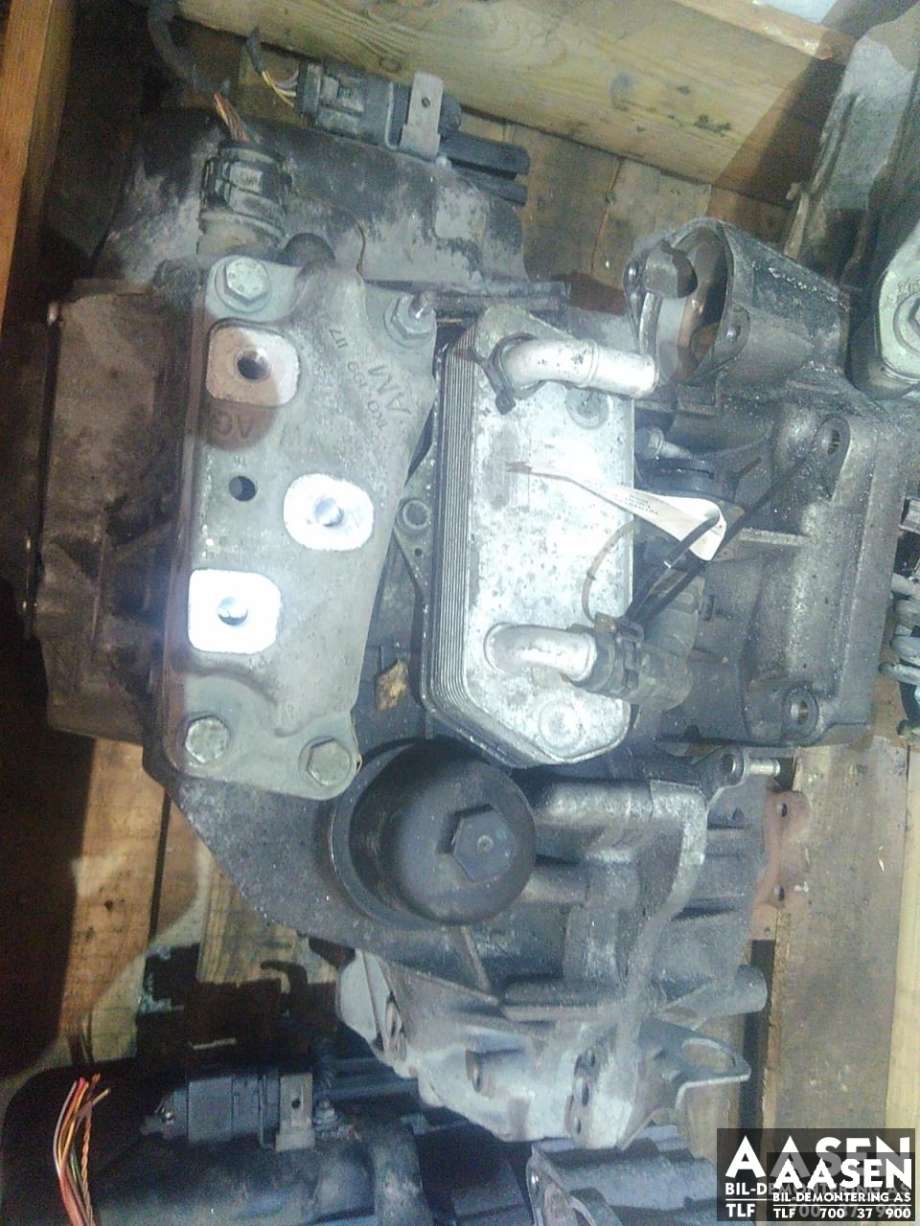 Girkasse automat til VW Passat 2011-2015 (B7) (B7) (NJK|02E 300 057 A|02E 300 057 AX|)