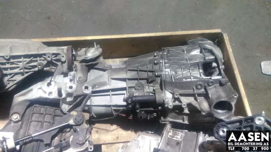 Girkasse 4WD komplett til Audi A4 2007-2014 (Type IV) (B8) (B8) (0B2 300 027 L|0B2 300 027 LX|)