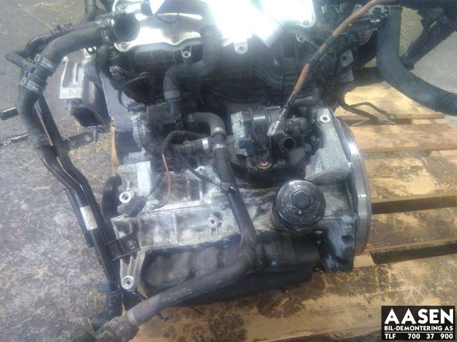 Motor hybrid bensin del til Audi A3 2012-2016 (Type III, Fase 1)  (CUKB|04E 100 033 L|)
