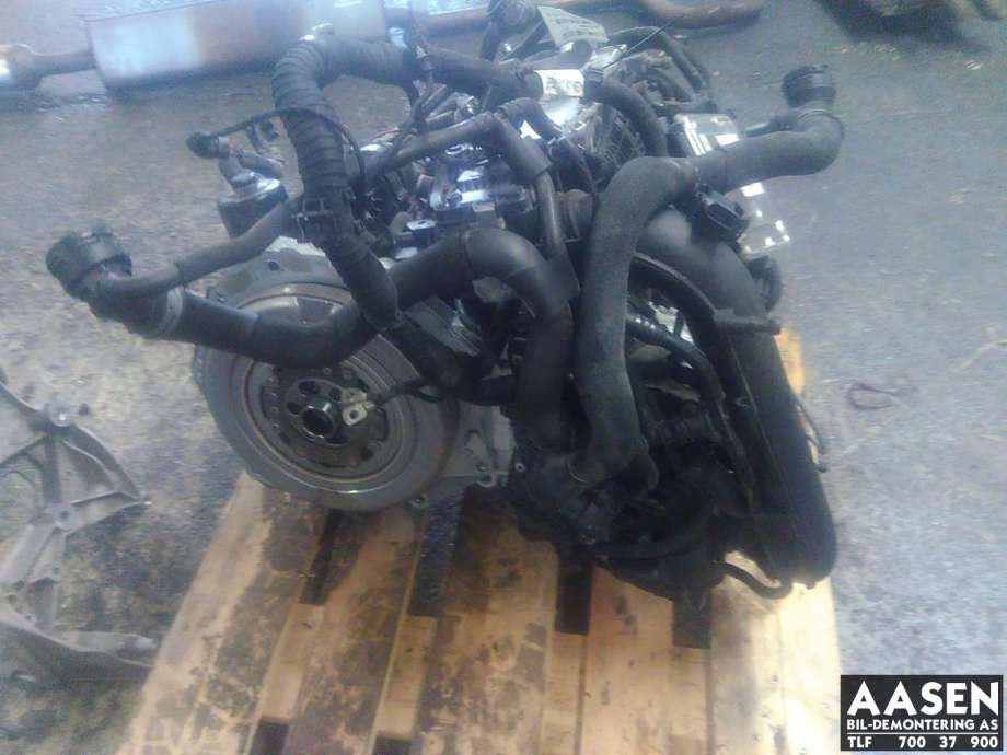 Motor hybrid bensin del til Audi A3 2012-2016 (Type III, Fase 1)  (CUKB|04E 100 033 L|)