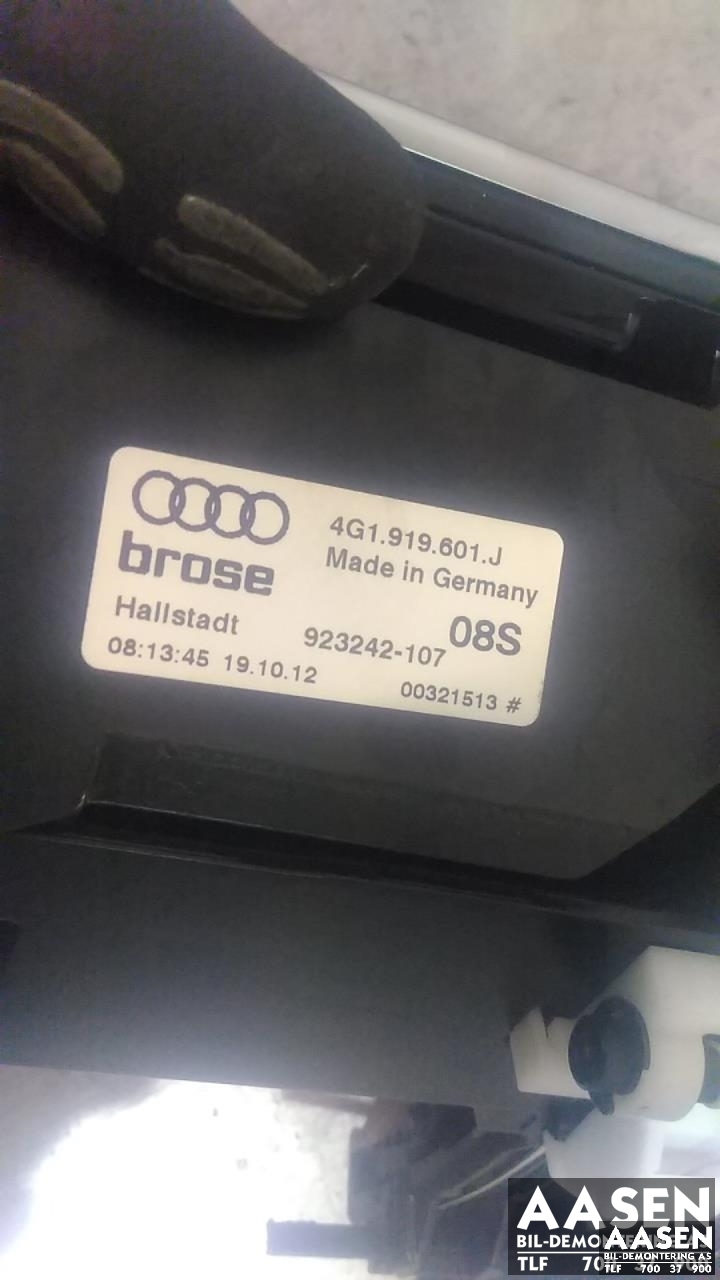 Bilstereo navigasjon skjerm til Audi A6 2011-2014 (Type IV, Fase 1) (C7) (C7) (BROSE|4G1919601J|)