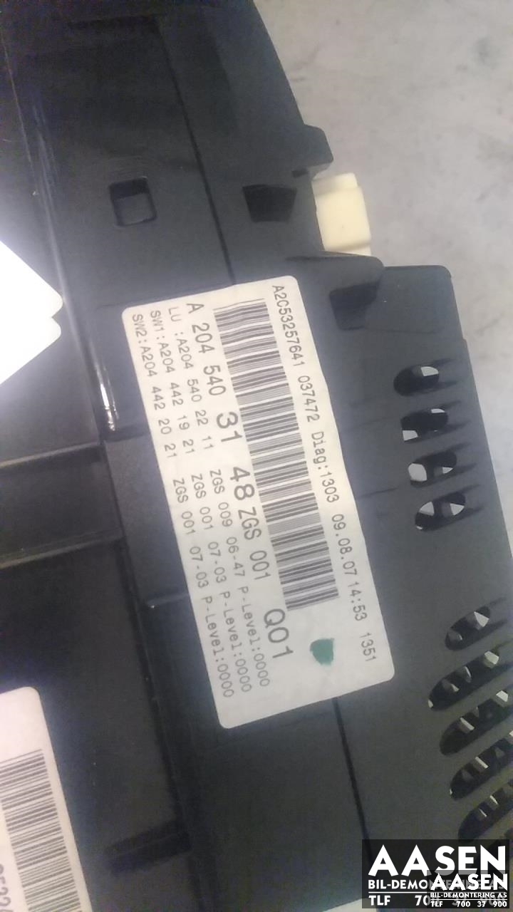 Instrumentpanel til Mercedes C-Klasse 2007-2011 (Fase 1) (W204) (W204) (A 204 540 31 48|A 204 540 45 48|)