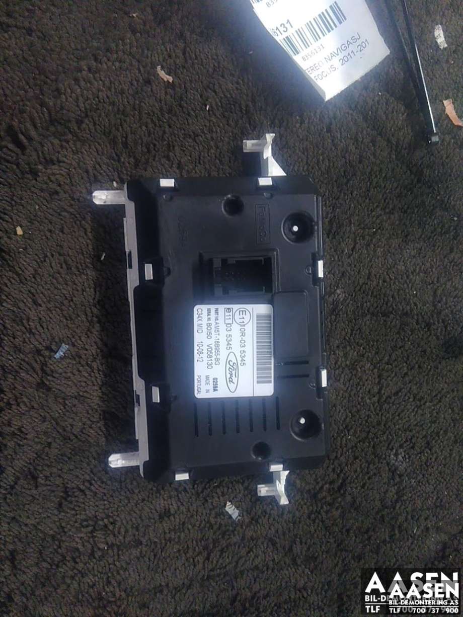 Bilstereo navigasjon skjerm til Ford Focus 2011-2014 (Type III, Fase 1)