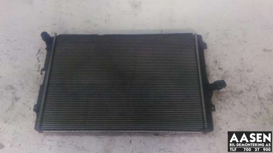 Radiator (automat gir) til Škoda Octavia, 2009-2013 (Type II, Fase 2) (1K0 121 251 DM)