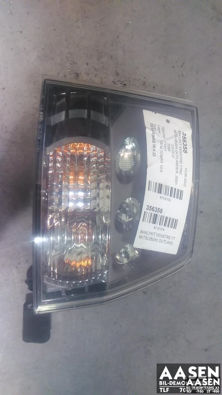 Baklykt venstre ytre til Mitsubishi Outlander, 2007-2010 (Type II, Fase 1) (8330A379)