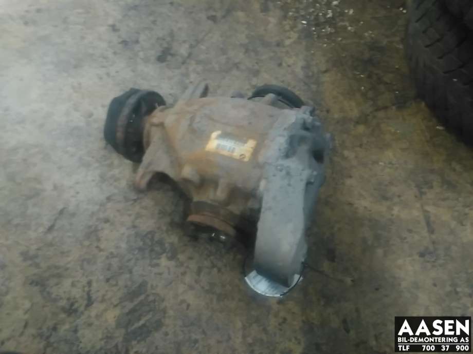 Kardang klokke bak til BMW 3-Serie, 2005-2011 (E90/E91/E92/E93) (E90/E91/E92/E93) (33 10 7 591 017)