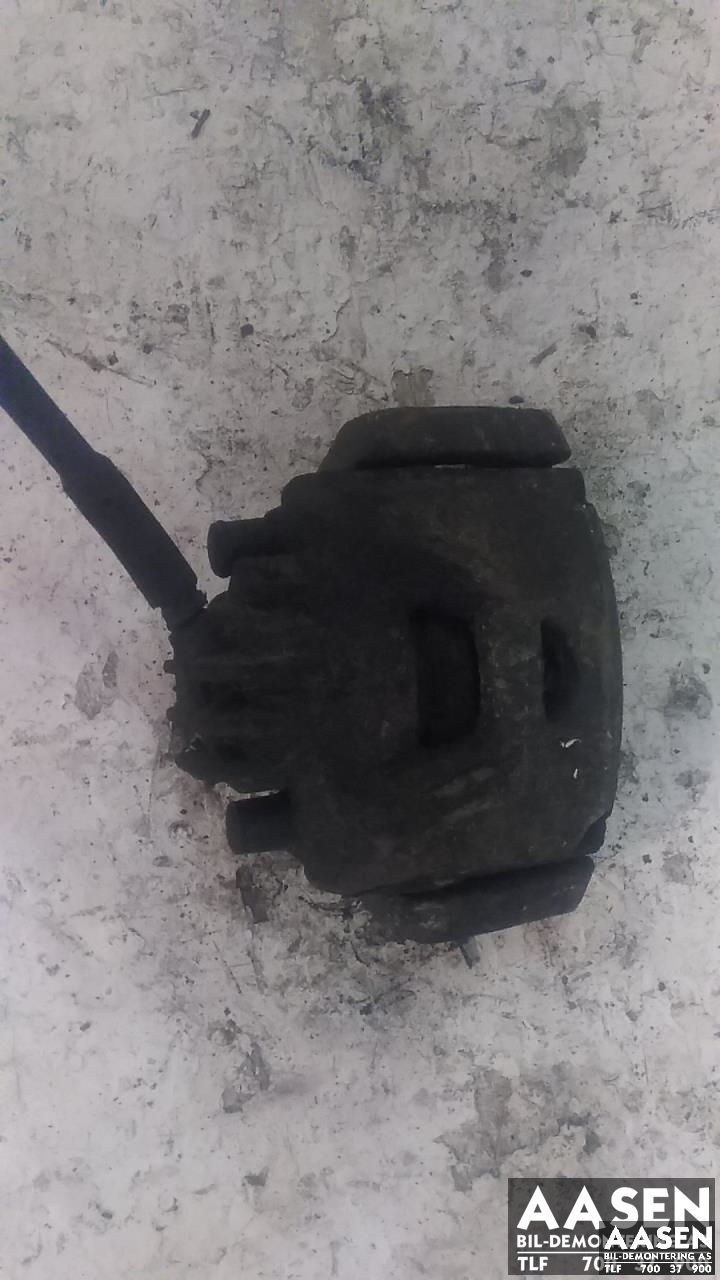 Bremsecaliper venstre foran til Citroën Berlingo, 2015-2019 (Type II, Fase 2) (4400 V7)