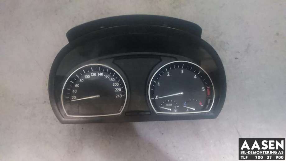 Instrumentpanel til BMW X3 2007-2010 (Fase 2) (E83) (E83) (62 10 3 451 582|)