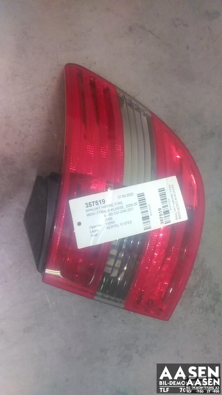 Baklykt høyre ytre til Mercedes B-Klasse 2005-2008 (Fase 1) (W245) (W245) (A 169 820 24 64|A 169 820 26 64|)