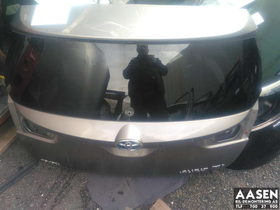 Bakluke combi til Toyota Auris 2013-2015 (Type II, Fase 1)  (67005-02240|)