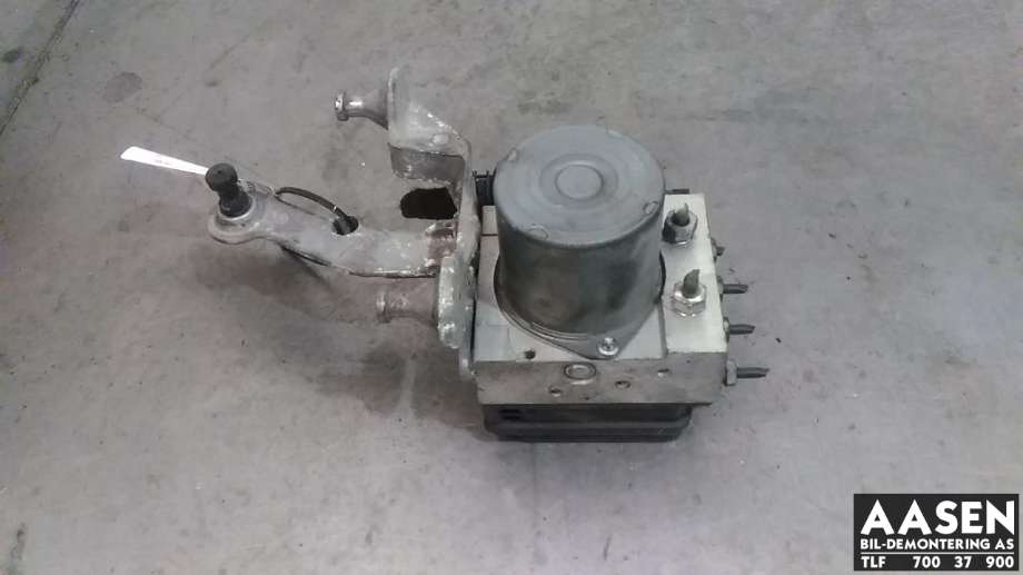 ABS sentral til Mercedes B-Klasse 2008-2011 (Fase 2) (W245) (W245) (BOSCH|A 006 431 02 12|)
