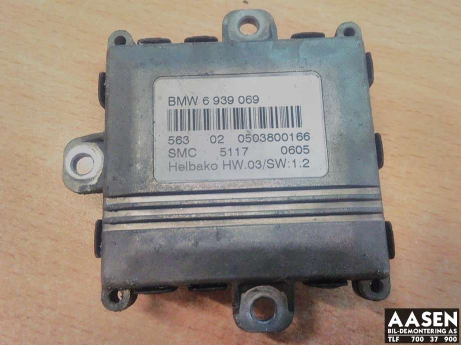 Styreenhet xenon/ballast til BMW X3, 2003-2006 (Fase 1) (E83) (E83) (HELBAKO|63 12 6 939 069)