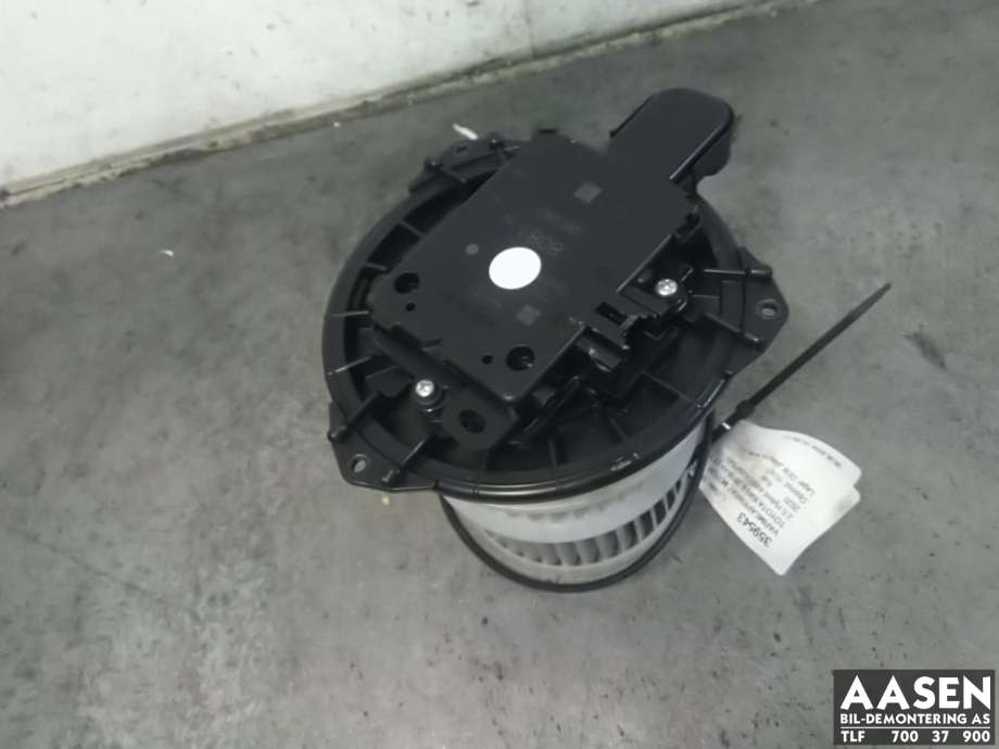 Varmeapparat motor til Toyota RAV4, 2019-->> (Type V)  (8710342120)