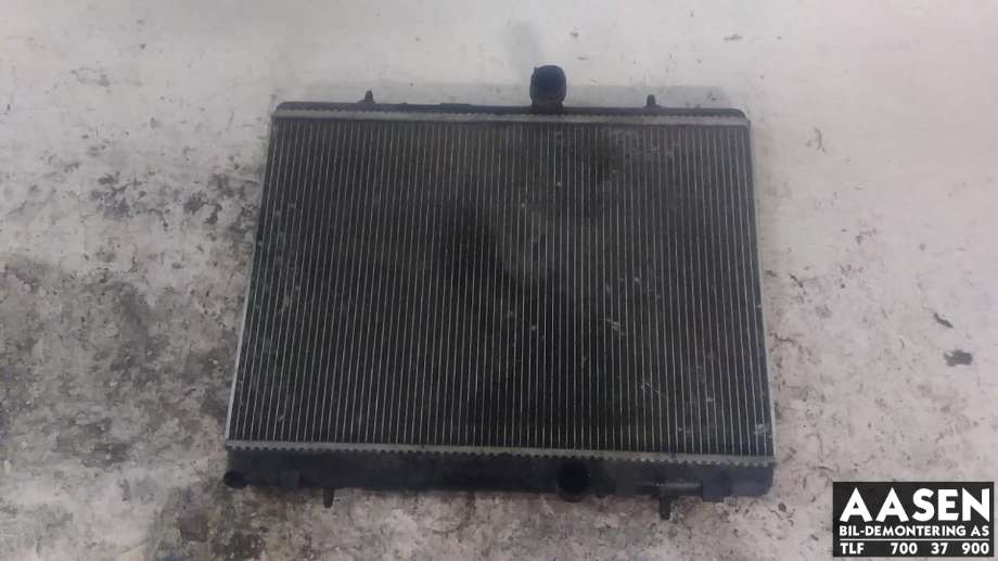 Radiator (manuell gir) til Citroën Berlingo, 2008-2015 (Type II, Fase 1)  (1330 W2)