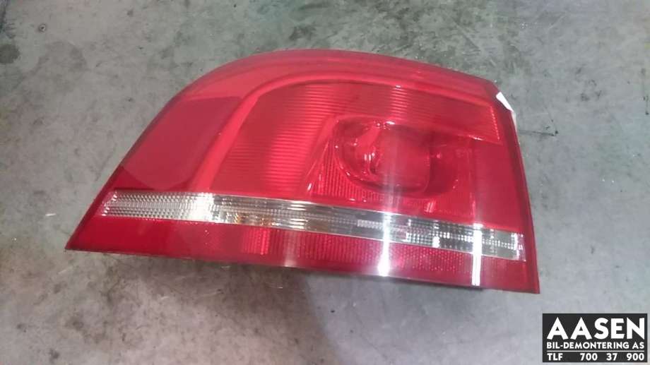 Baklykt venstre ytre til VW Passat 2011-2015 (B7) (B7) (3AF 945 095 E|)