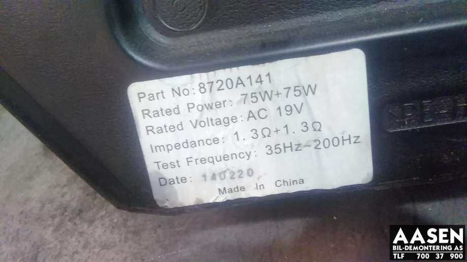 Bilstereo sub-woofer til Mitsubishi Outlander 2012-2015 (Type III, Fase 1)  (8720A141|)