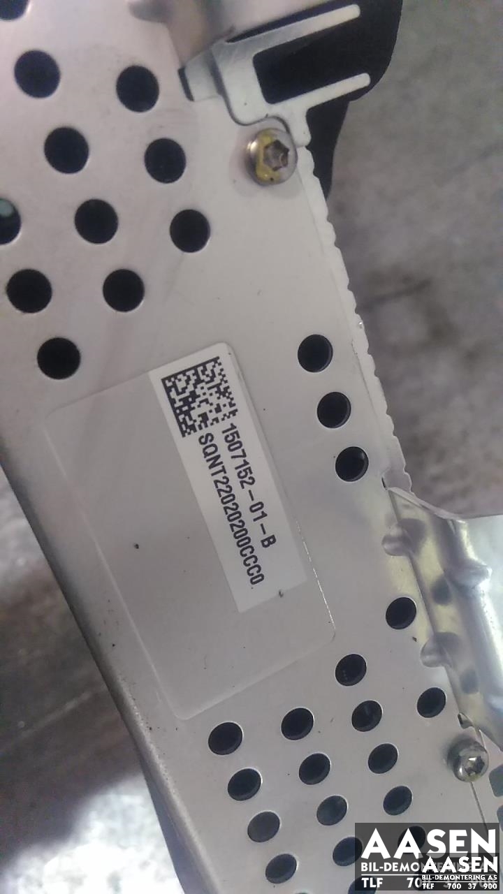 Bilstereo forsterker til Tesla Model Y 2021-2024 (Type I)  (1507152-01-B|)