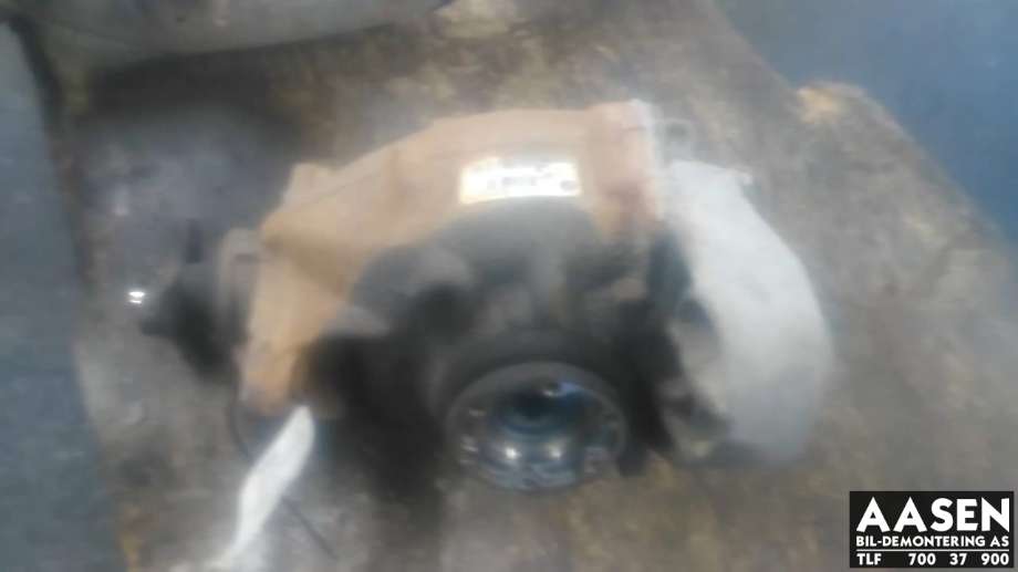 Kardang klokke bak til BMW X1 2009-2015 (E84) (E84) (33 10 7 592 939|)