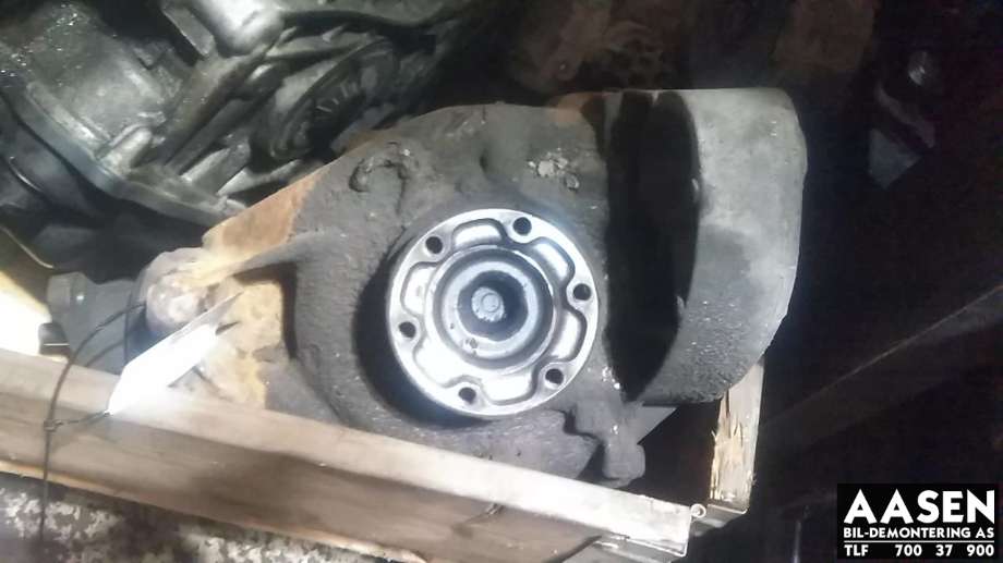 Kardang klokke bak til BMW X1 2009-2015 (E84) (E84) (33 10 7 592 939|)