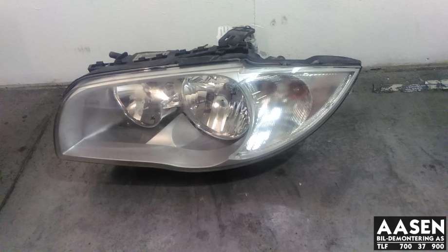 Frontlykt venstre halogen til BMW 1-Serie, 2004-2011 (E81/E82/E87/E88) (E81/E82/E87/E88) (VALEO|63 12 6 924 485)