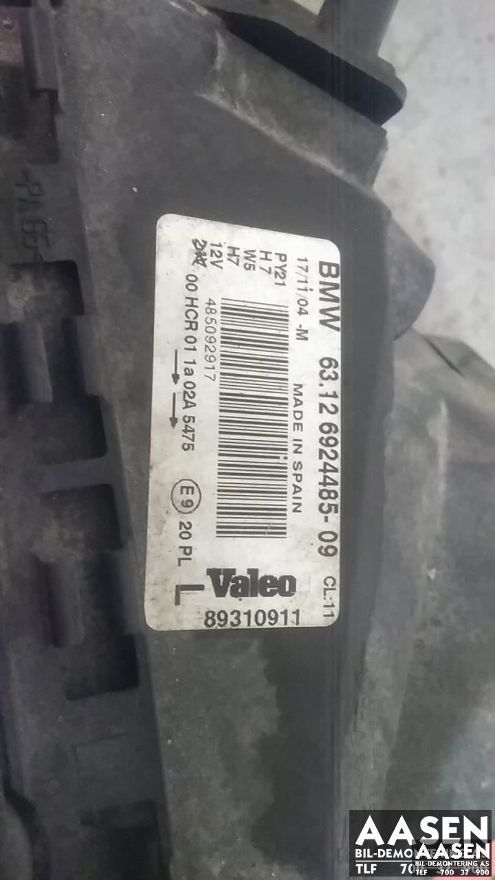 Frontlykt venstre halogen til BMW 1-Serie 2004-2011 (E81/E82/E87/E88) (E81/E82/E87/E88) (VALEO|63 12 6 924 485|)