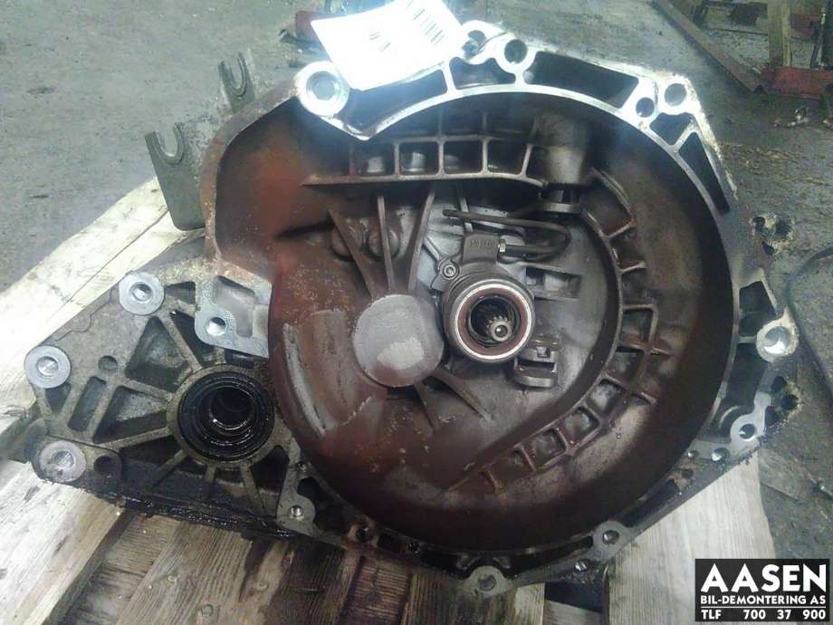 Girkasse manuell 6-trinn til Opel Astra J 2010-2015  (55566079|24583202|)