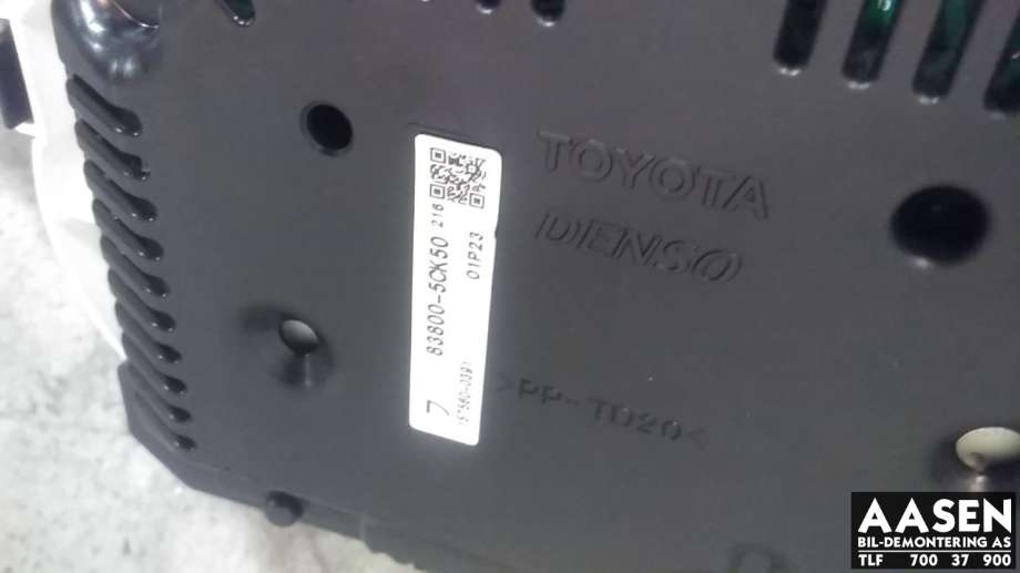 Instrumentpanel til Toyota Verso-S 2011-2015 (COMBI) (COMBI) (83800-5CK50|)