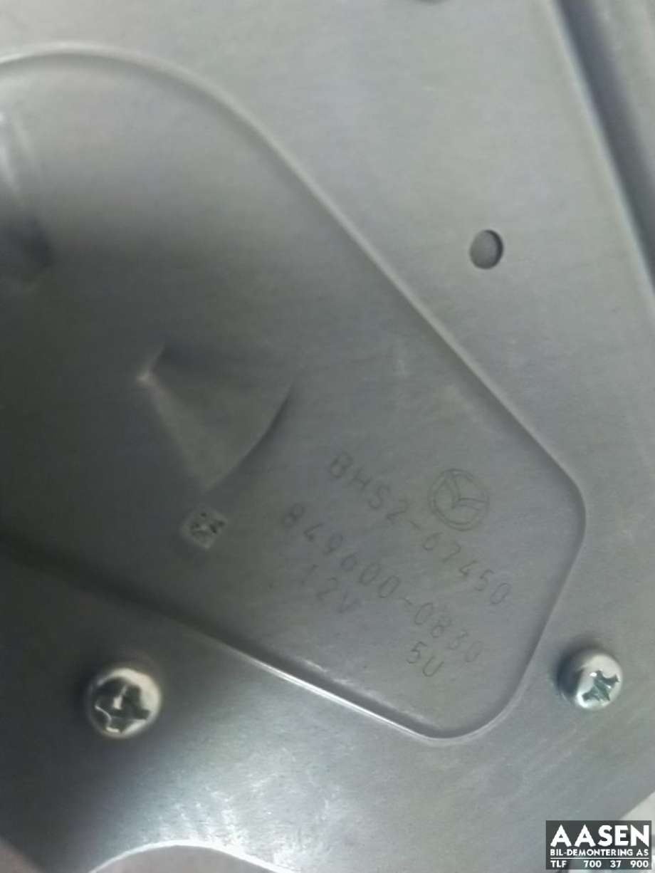 Viskermotor bakrute til Mazda 3 2016-2019 (Type III, Fase 2)  (BHS2-67-450|)
