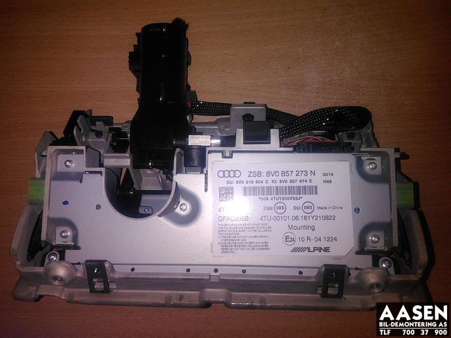 Bilstereo navigasjon skjerm til Audi A3 2012-2016 (Type III, Fase 1) (8V0 857 273 N|8V0 919 604 C|)