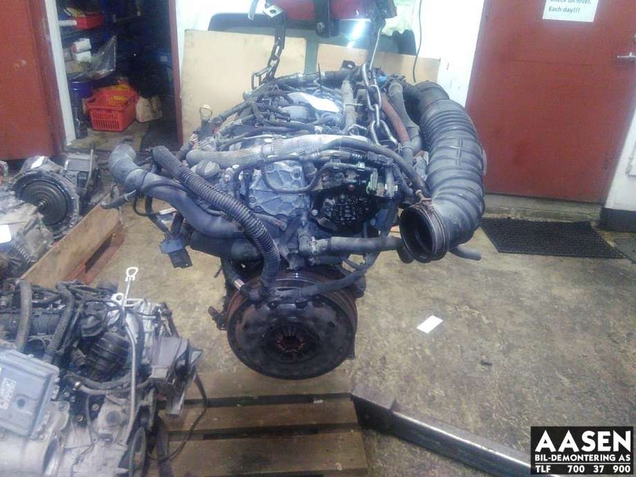 Motor diesel til Citroën C-Crosser 2007-2012  (4HN|0135 PS|16 117 407 80|)