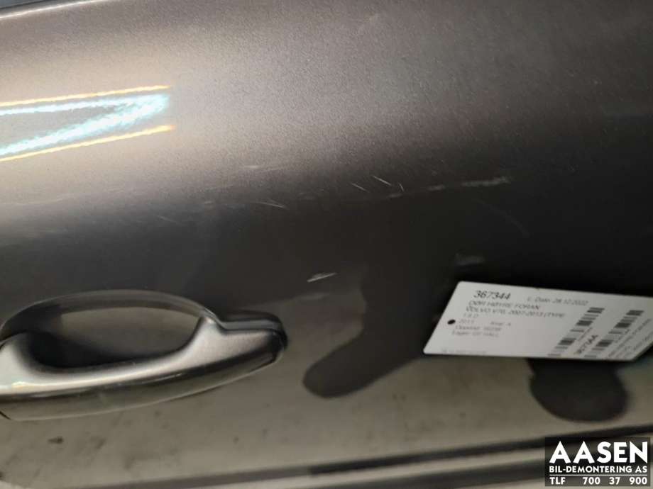 Dør høyre foran til Volvo V70 2007-2013 (Type III, Fase 1)  (31335589|)