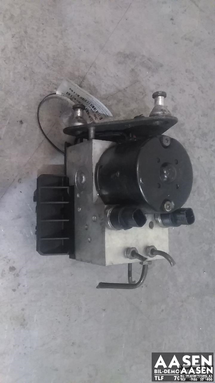 ABS sentral til Mercedes A-Klasse, 1998-2004 (W168) (W168) (BOSCH|A 004 431 10 12)
