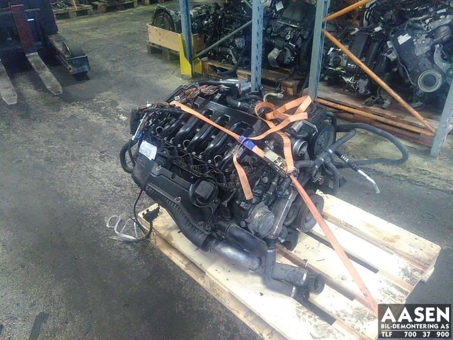 Motor diesel til BMW 5-Serie 2003-2010 (E60/E61) (E60/E61) (256D2|11 00 7 789 800|11 00 7 789 801|)