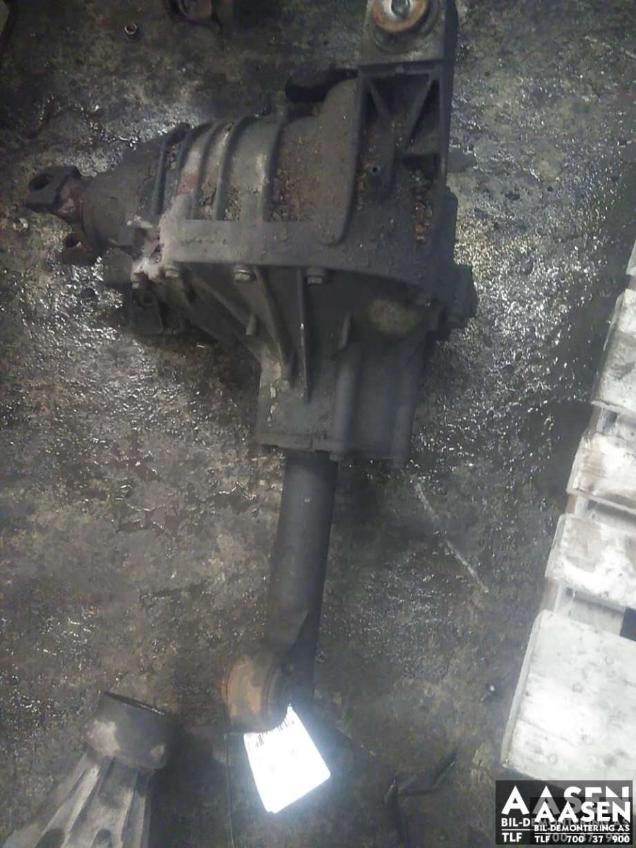 Kardang klokke foran til Hummer H2 2003-2005
