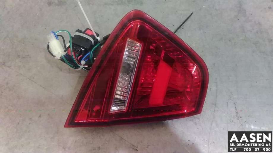 Baklykt venstre indre til BMW 3-Serie 2005-2011 (E90/E91/E92/E93) (E90/E91/E92/E93) (63 21 6 937 469|)
