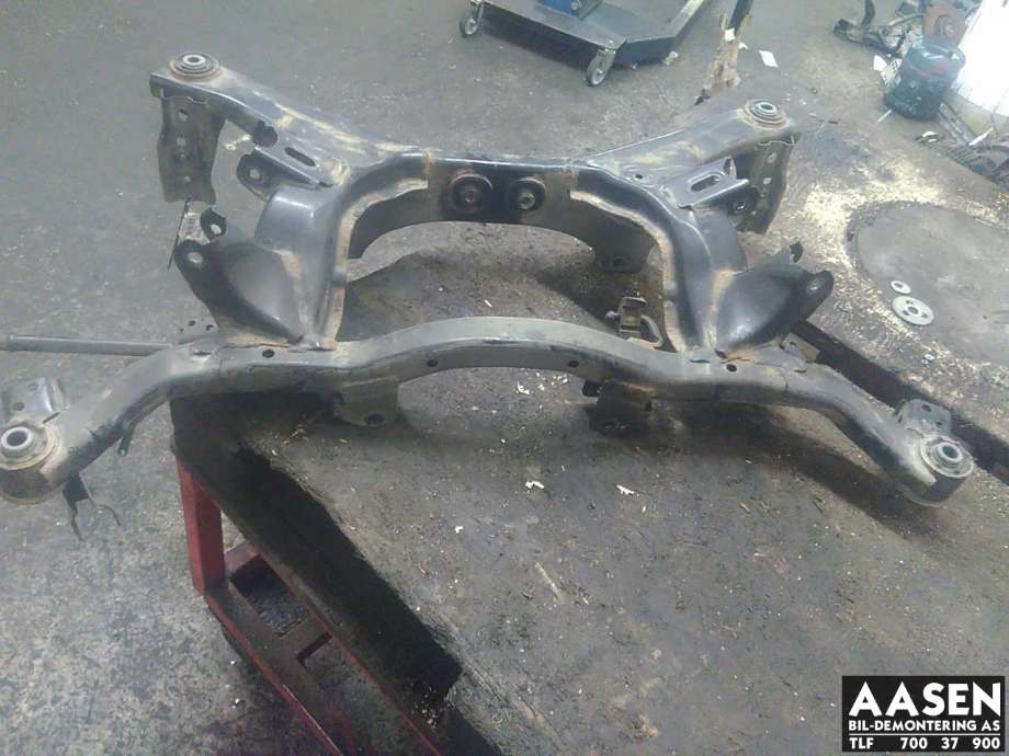 Travers bak til Subaru Levorg 2015-2019  (20152VA010|)