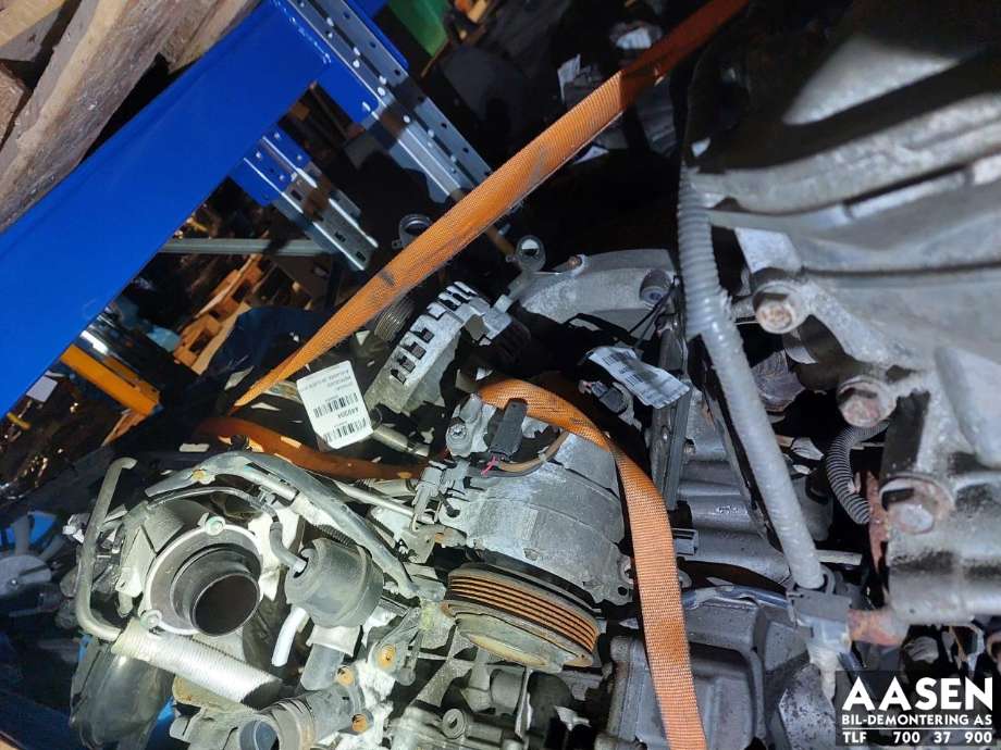Motor bensin til Mercedes A-Klasse 2012-2018 (W176) (W176) (270910|27091030158245|A2700101502|)