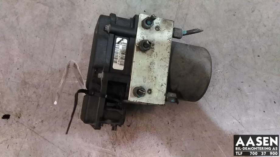 ABS sentral til Nissan King Cab, 2002-2011 (Fase 2) (D22/NP300) (D22/NP300) (BOSCH|47660VL30B)