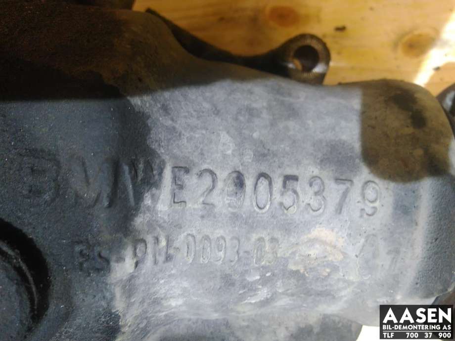 Kardang klokke foran til BMW X3 2007-2010 (Fase 2) (E83) (E83) (31 50 7 606 203|)