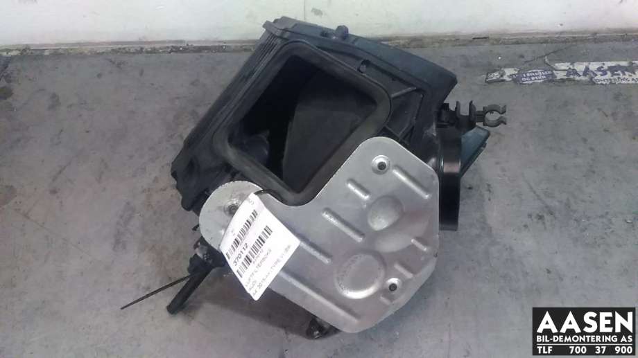 Luftfilterboks til Audi A4, 2015-2019 (Type V, Fase 1) (B9) (B9) (8W0 133 837 D)
