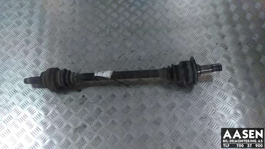 Drivaksel venstre bak til BMW X5 2007-2013 (E70) (E70) (33 20 8 609 839|)