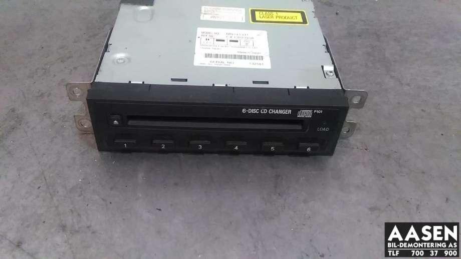 Bilstereo til Mitsubishi Pajero 2000-2006 (Type III) (MN141331|)