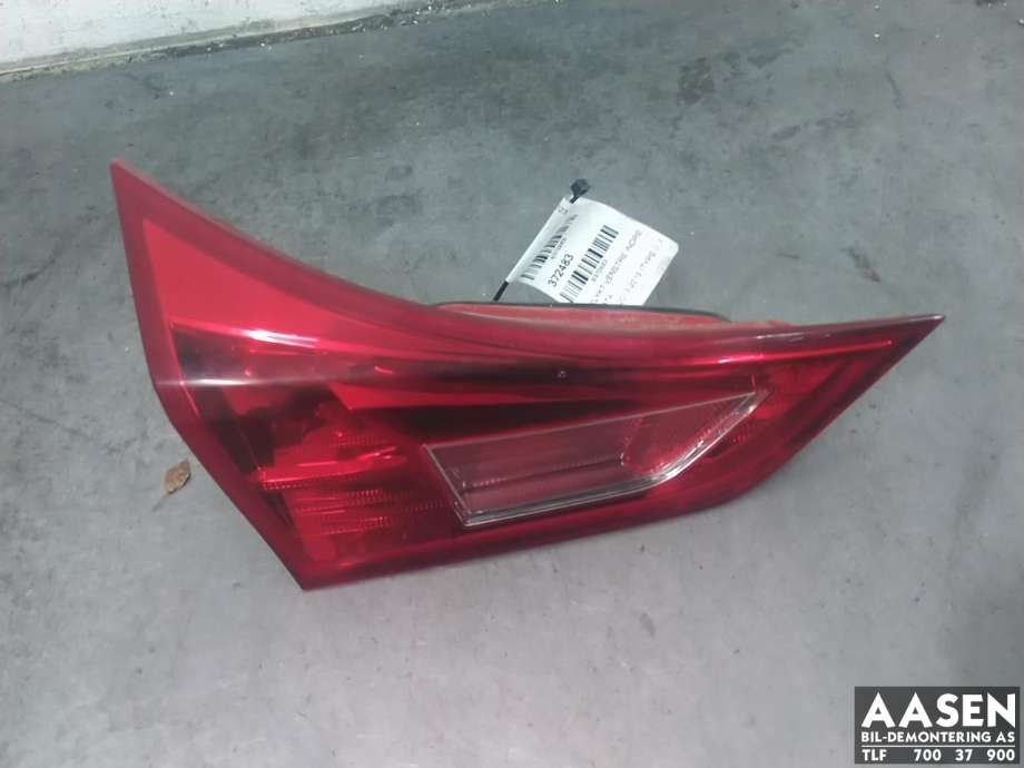Baklykt venstre indre til Toyota Auris, 2013-2015 (Type II, Fase 1)  (8159402460)