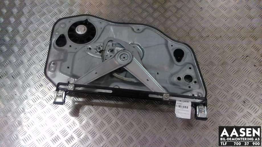 Ruteheis høyre foran til Volvo S40, 2008-2012 (Type II, Fase 2)  
