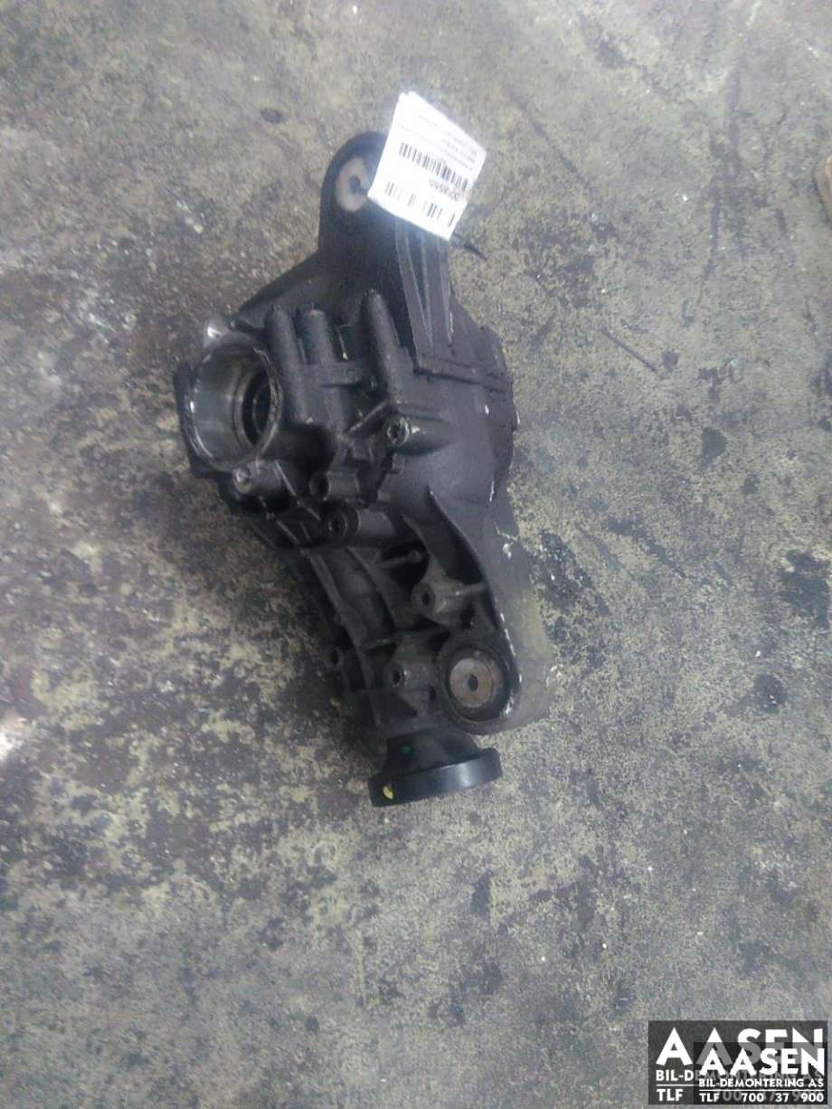 Kardang klokke foran til Mercedes ML 2005-2011 (W164) (W164) (A 164 330 21 02|)