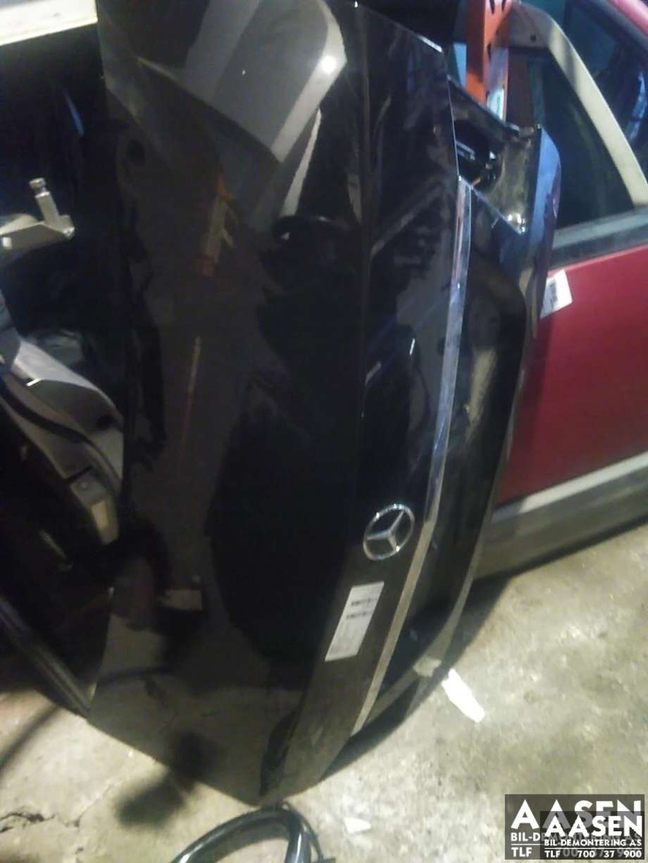 Bakluke sedan til Mercedes E-Klasse, 2009-2013 (Fase 1) (W212) (W212) (A 212 750 02 75)