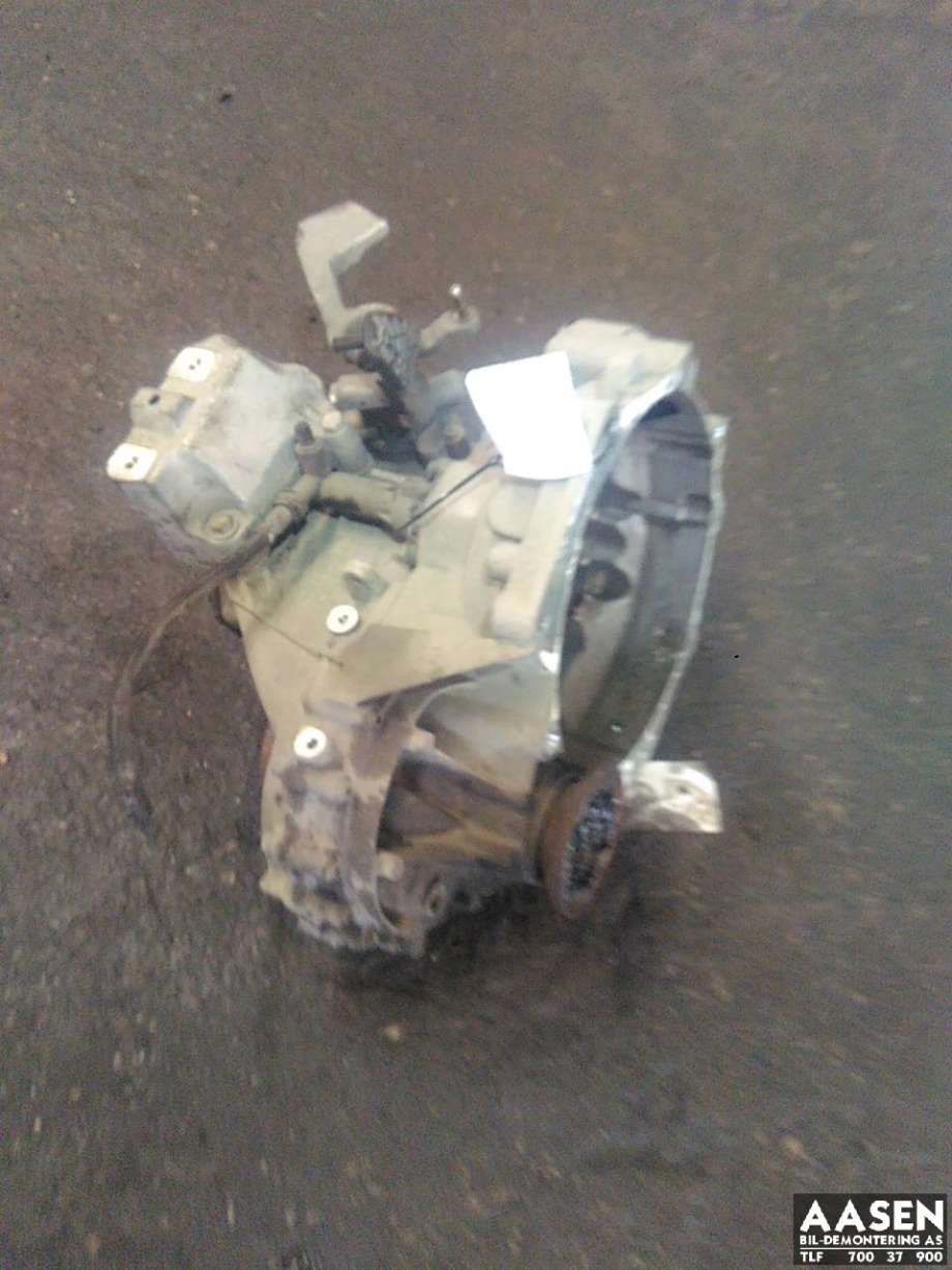 Girkasse manuell til VW Golf VII 2012-2017 (Fase 1)  (0AH 300 042 T|0AH 300 042 TX|)