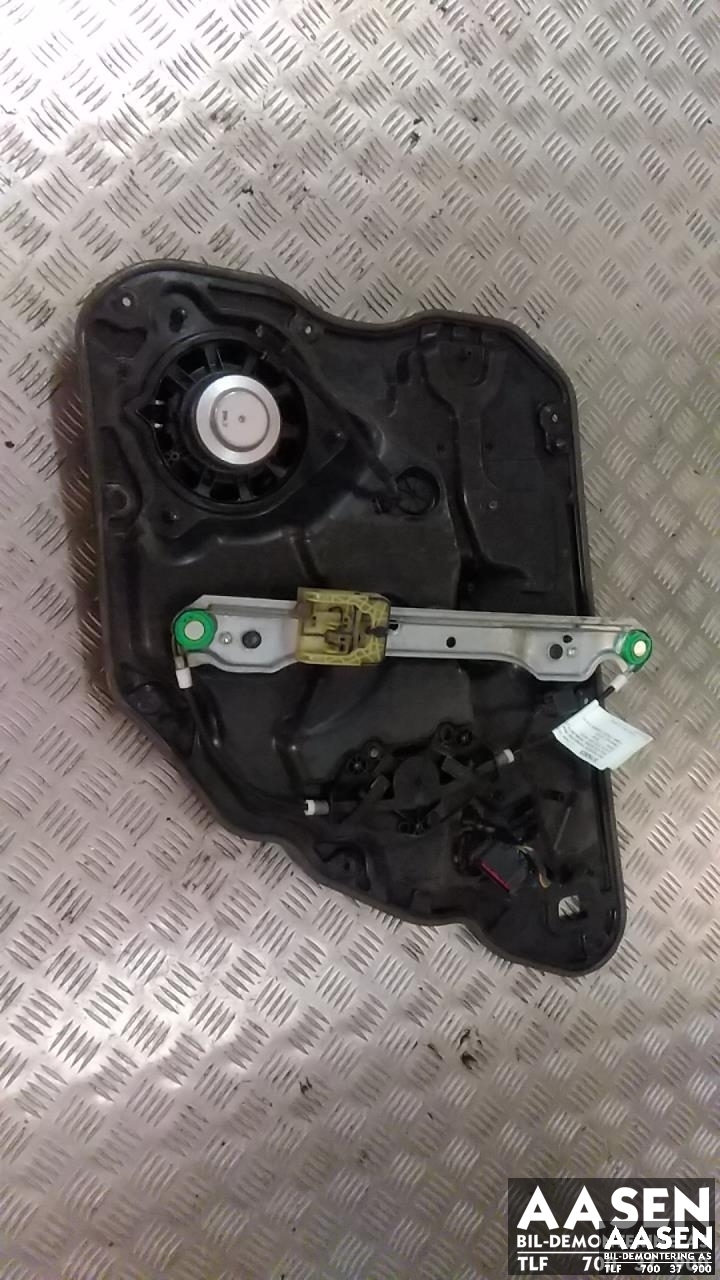 Ruteheis venstre bak til Volvo XC60 2008-2013 (Type I, Fase 1)  (30791019|31253063|)
