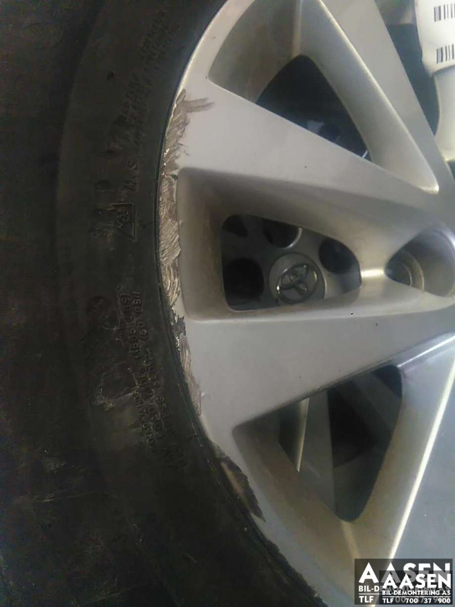 Hjulsett aluminium vinter til Toyota Prius +7 2012-2020 (Type III) (stasjonsvogn) (stasjonsvogn)